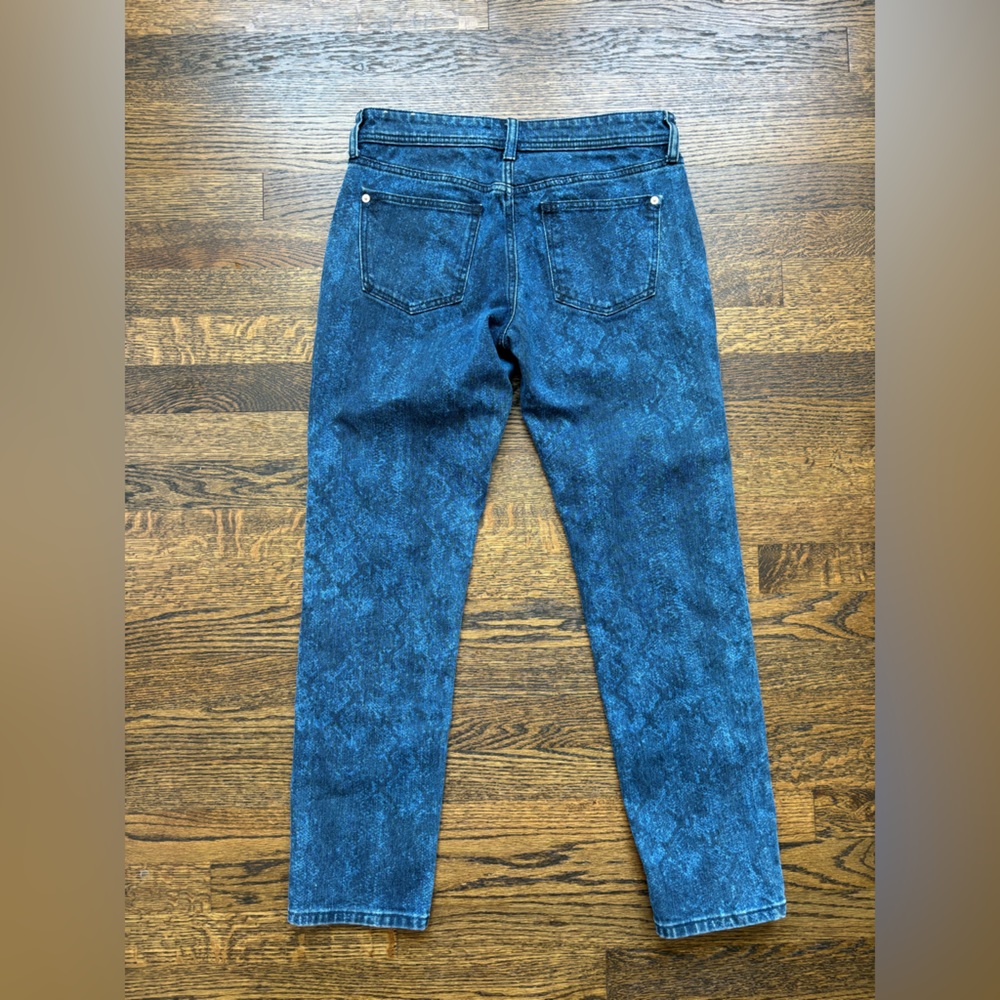 Anthropologie Pilcro Slim Boyfriend Jean in Dark Wash. Size 26. - Picture 2 of 8